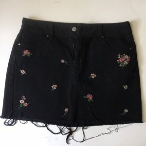 Pacsun Black Denim Skirt with Embroidered Flowers
